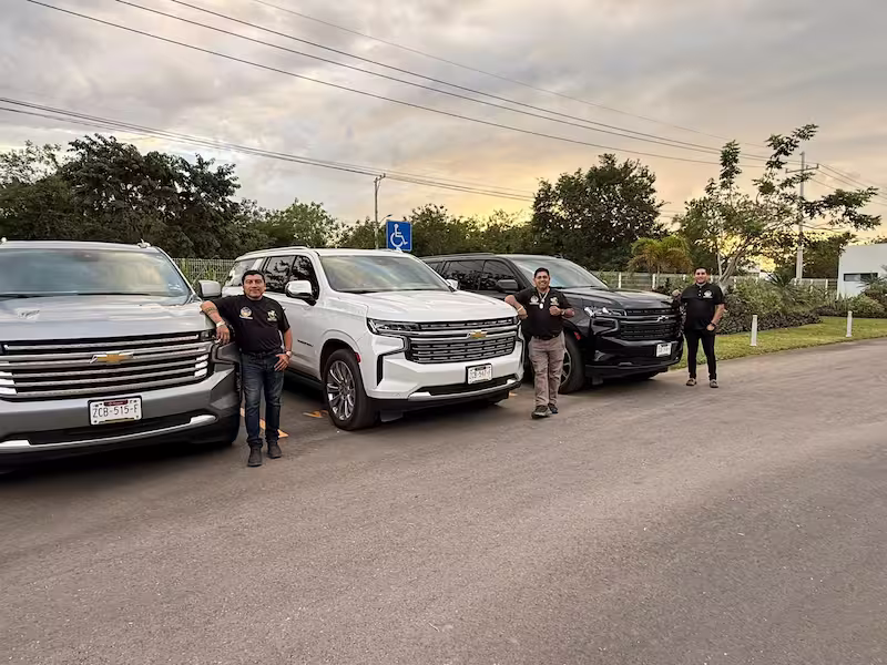 Servicio de transporte premium Mayan Family Tours en Yucatán